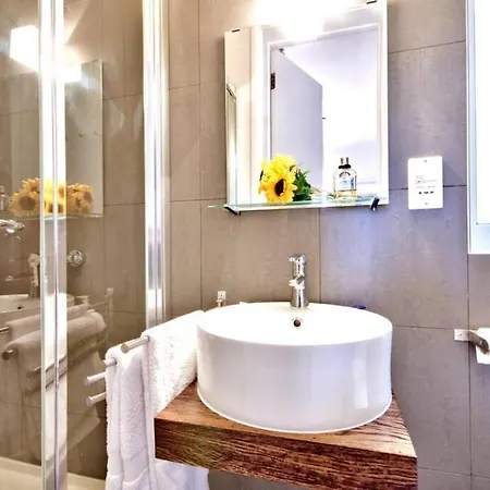 Art Penthouse With Seaview *