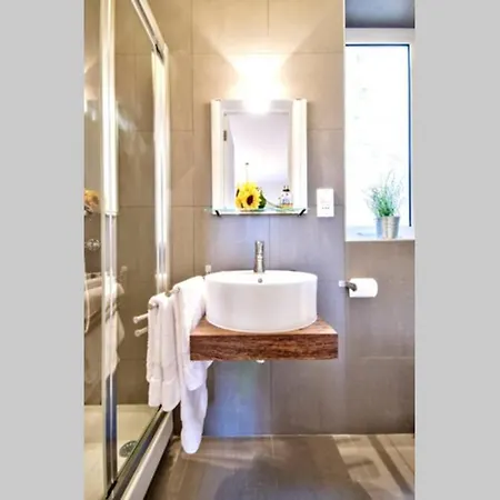 Art Penthouse With Seaview *