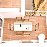 Lägenhet Art Penthouse With Seaview Valletta
