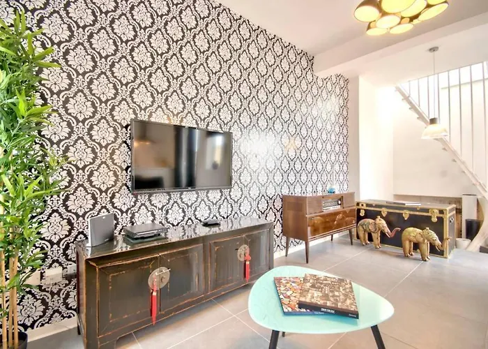 Art Penthouse With Seaview Apartment *