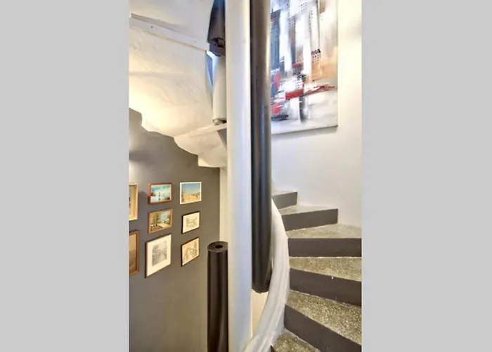 Art Penthouse With Seaview